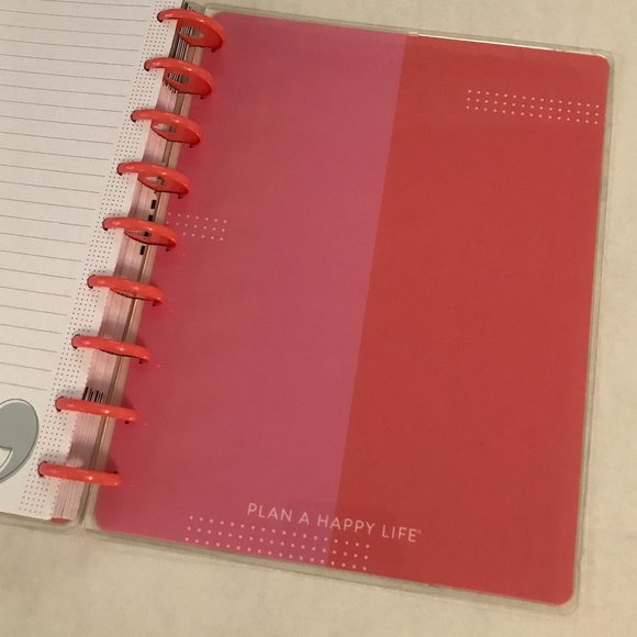 The Happy Planner Classic 18 Month Vertical Layout Hello Darling - Picture 8 of 12